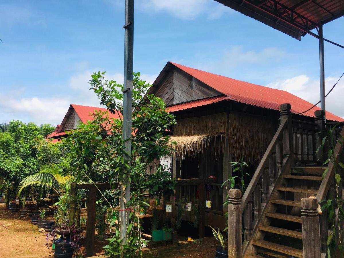 Ratanakiri Farmhouse&Trekking Banlung Bagian luar foto