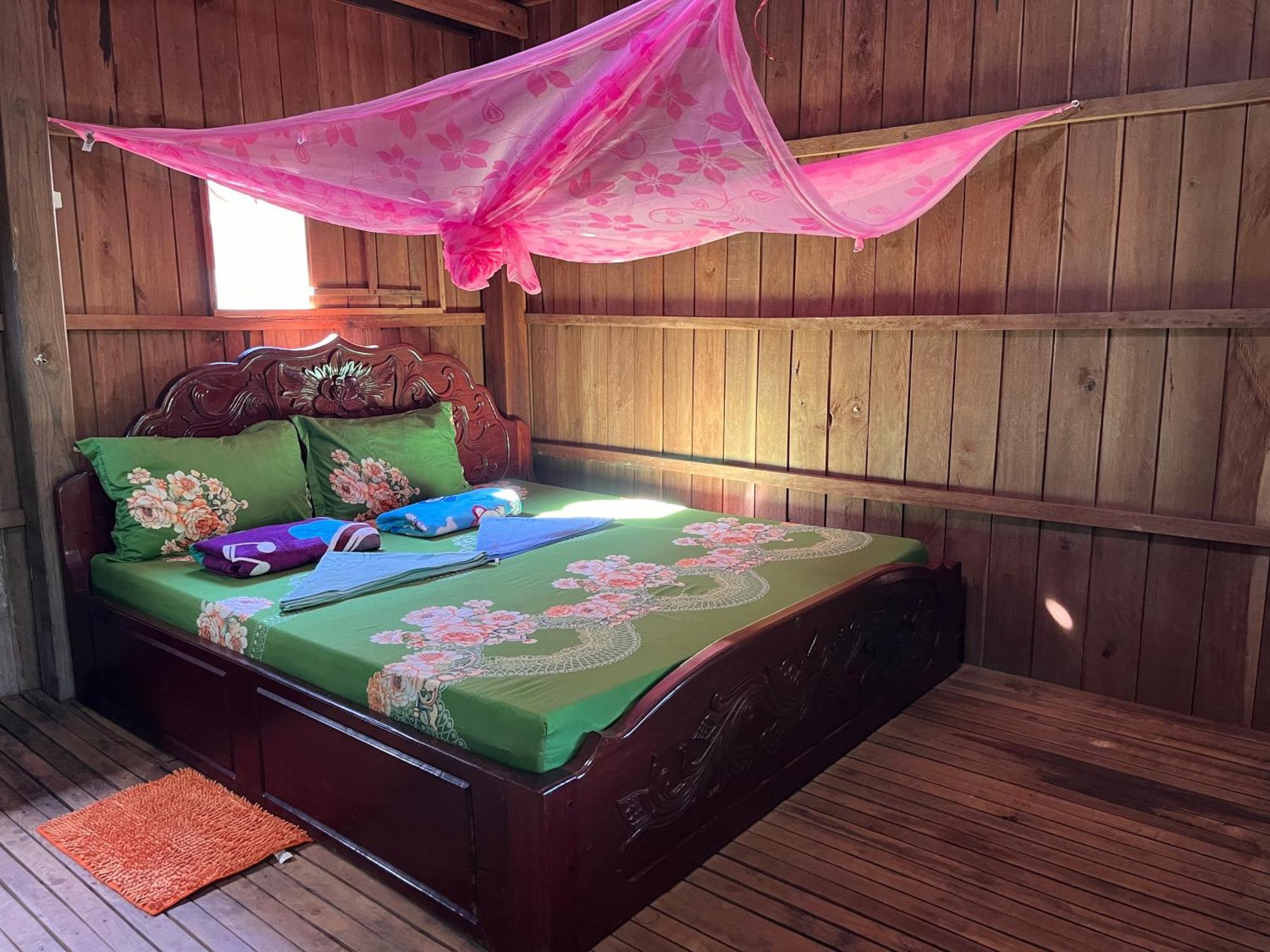 Ratanakiri Farmhouse&Trekking Banlung Bagian luar foto