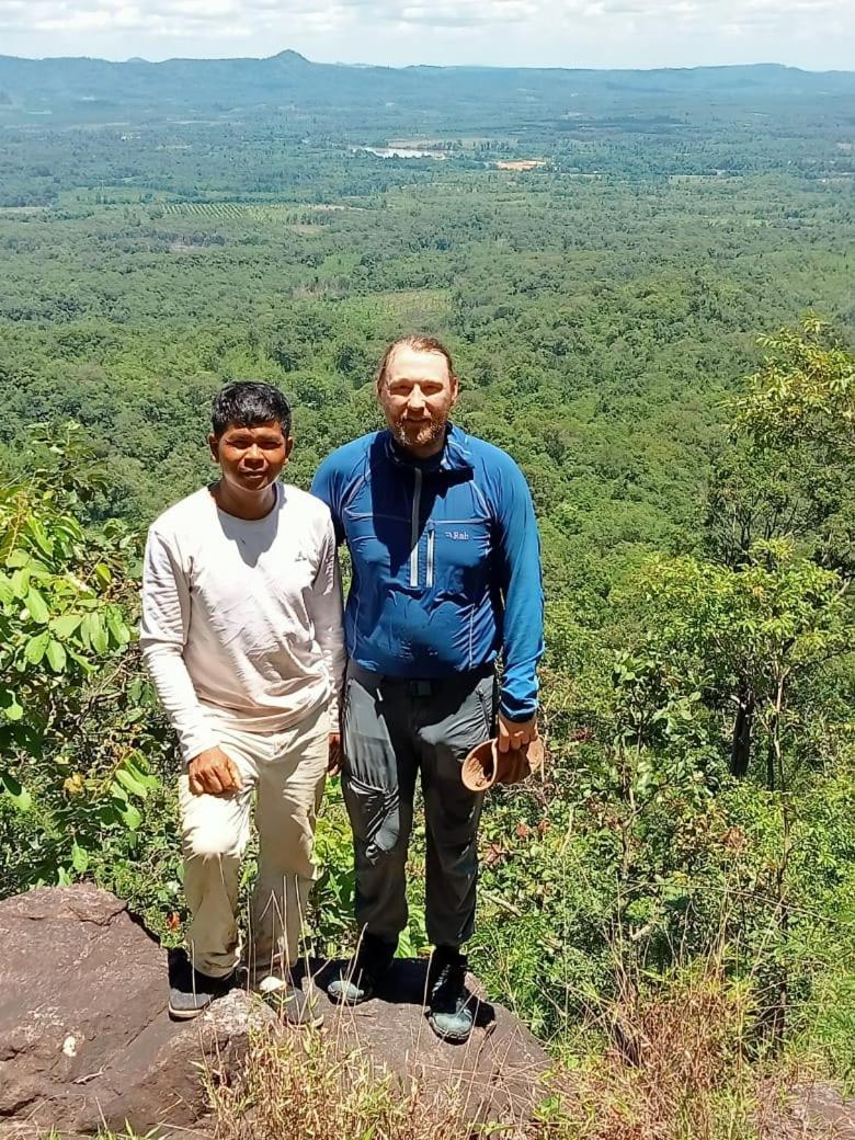 Ratanakiri Farmhouse&Trekking Banlung Bagian luar foto